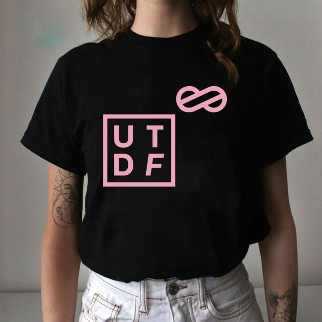 Curate Your Closet: Top Trends from Date Everything’s Official Store
